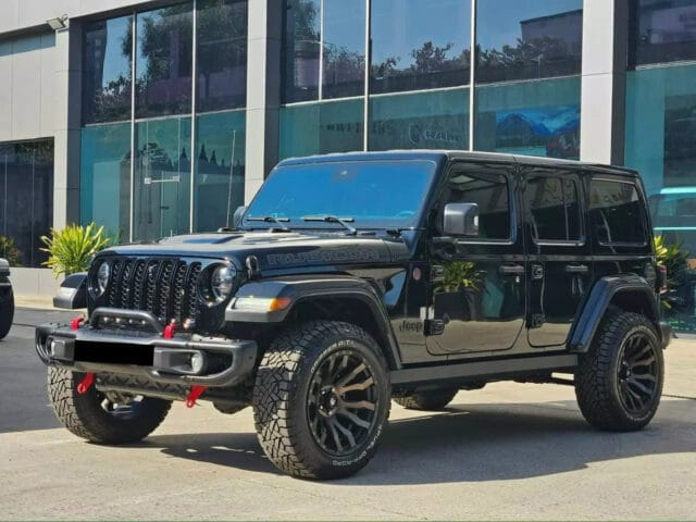 Bảng giá xe Jeep 7 chỗ tổng quan