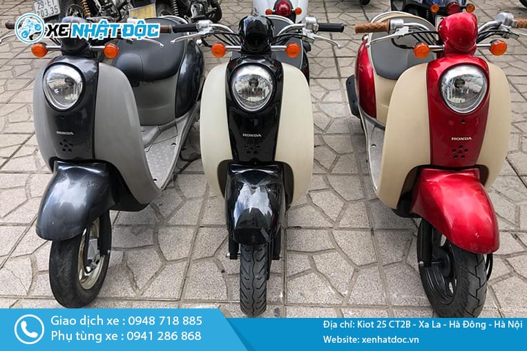 Cận cảnh chi tiết phần nhựa sơn của Honda Scoopy 50cc