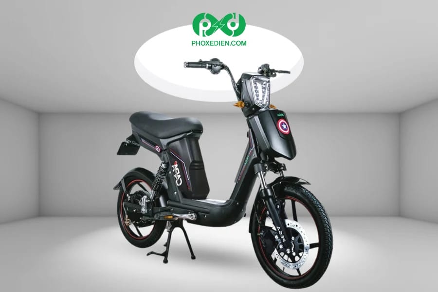 Chiếc xe đạp điện Pega Cap As màu đen với thiết kế cool ngầu, trẻ trung và năng động.