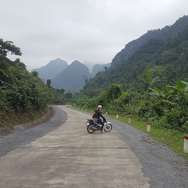 Chiếc xe mạnh mẽ của Dragon Bike chinh phục mọi cung đường