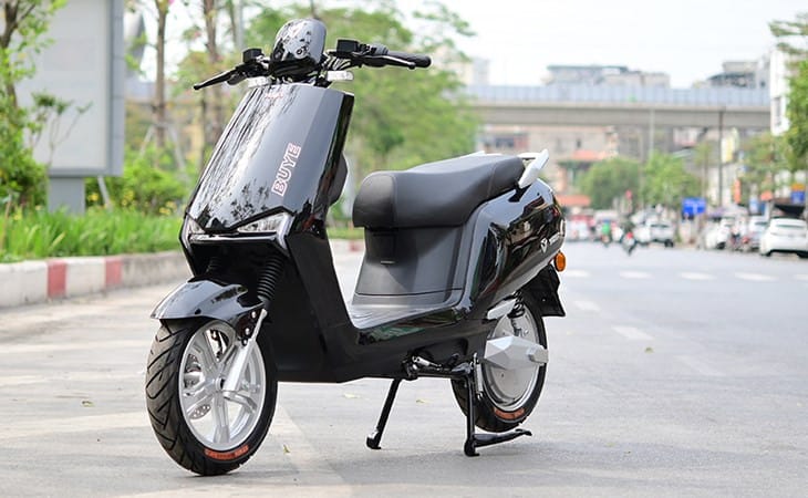 Dòng xe máy điện Yadea BuyE được thiết kế theo phong cách Châu Âu, mang lại sự phóng khoáng, hiện đại trên mọi nẻo đường