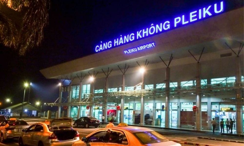 Giá taxi từ sân bay Pleiku đi Măng Đen có thể thay đổi tùy thuộc vào loại xe, thời điểm và hãng xe, cần tham khảo kỹ trước khi đặt.