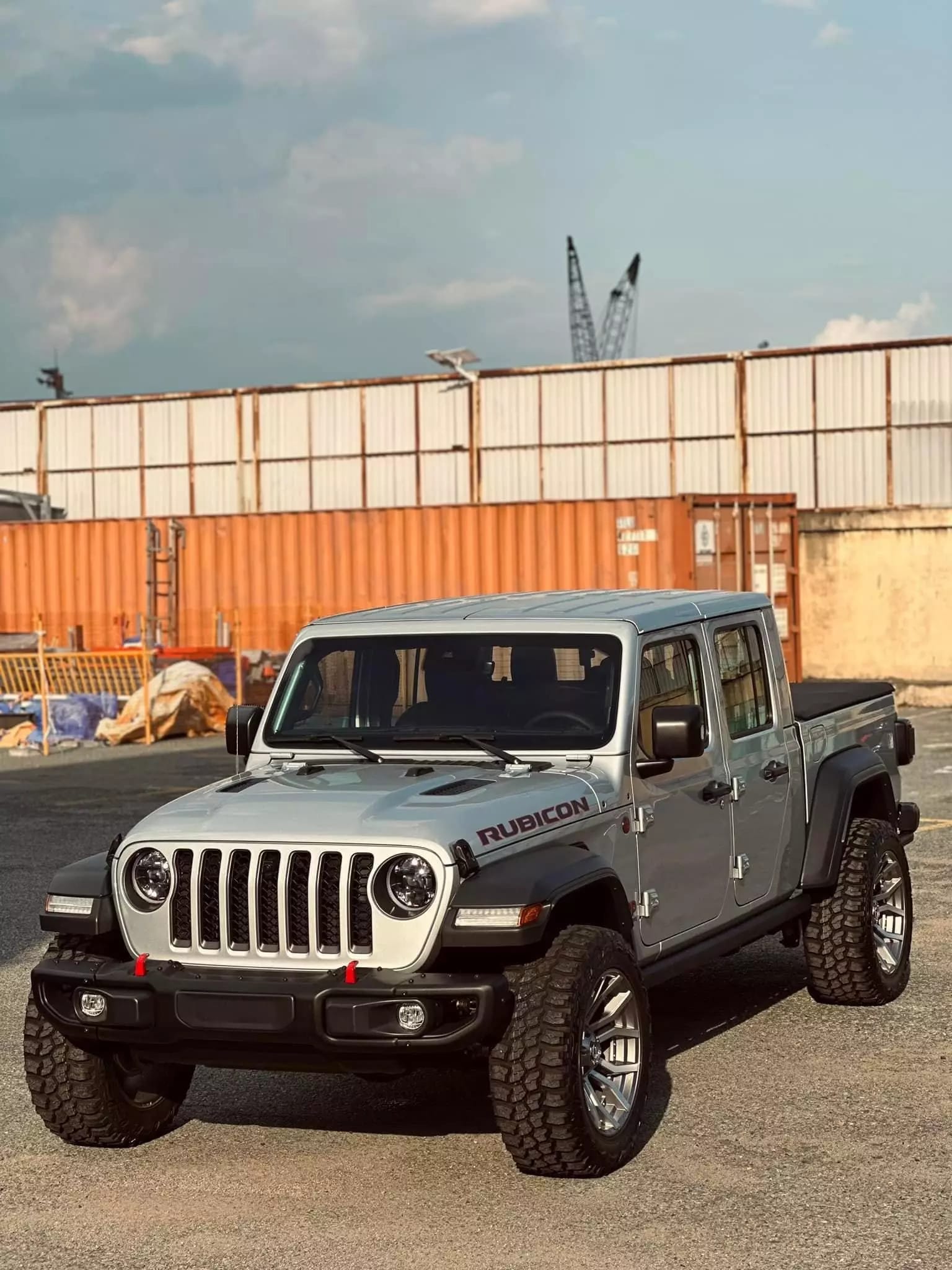 Giá xe Jeep Gladiator tại Việt Nam
