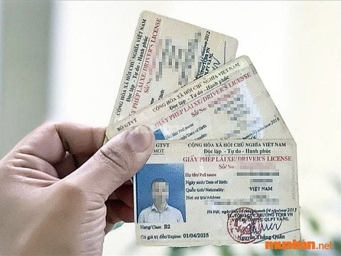 Giấy phép lái xe hợp lệ là yêu cầu cơ bản