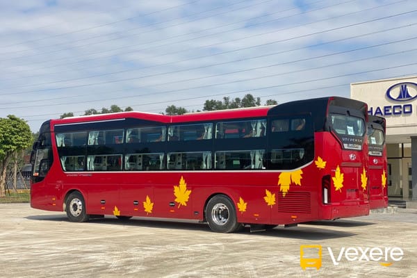 Hình ảnh bên ngoài xe khách Liên Hưng chất lượng cao trên tuyến Sài Gòn – Nha Trang