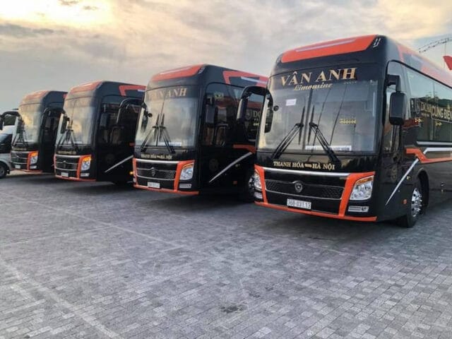 Hình ảnh đội xe hiện đại của nhà xe Vân Anh chuyên tuyến Thanh Hoá Hà Nội