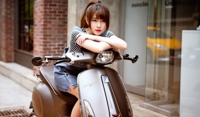 Hình ảnh khóa xe máy bị cắt đứt, ám chỉ sự mất mát tài sản và cần đề phòng trộm cắp