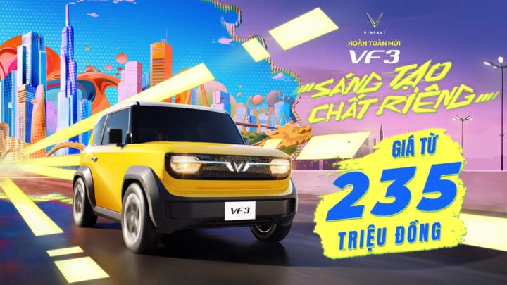 Hình ảnh xe điện VinFast VF3 trong sự kiện mở bán, thể hiện sự nhỏ gọn và hiện đại của mẫu xe.