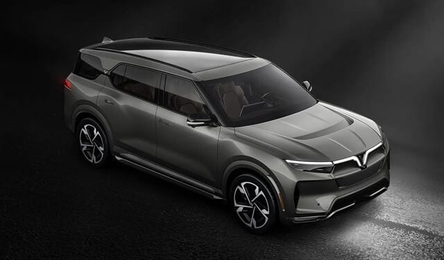 Hình ảnh xe VinFast VF 9 màu đen mạnh mẽ với thiết kế hiện đại