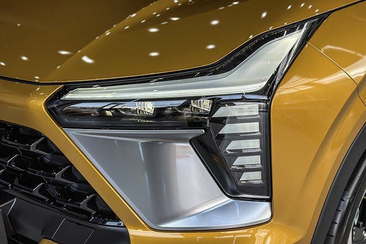 Khoang hành lý rộng rãi của Mitsubishi XForce 5 chỗ gầm cao
