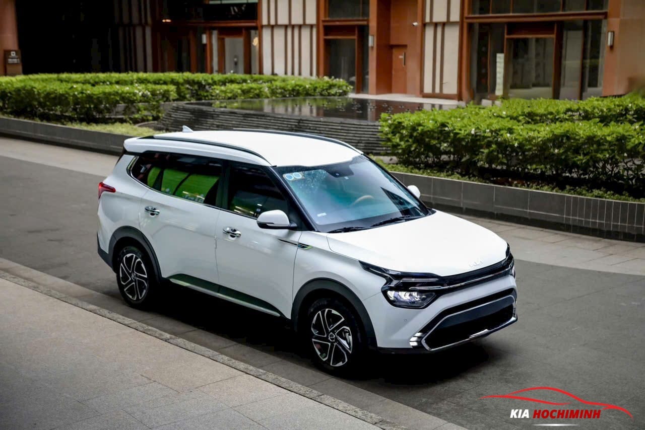 Kia Carens với ngôn ngữ thiết kế mới hiện đại khoẻ khoắn