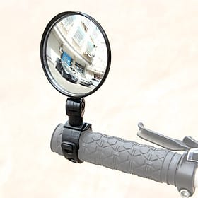 Kính hậu lắp ghi đông xe máy