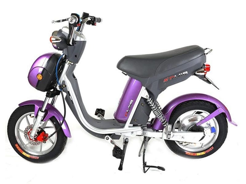 Mẫu xe đạp điện Nijia Espero màu đỏ, mang lại trải nghiệm êm ái khi mua xe đạp điện giá 7 triệu.