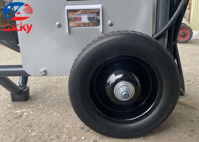 máy bơm rửa xe hơi cao áp