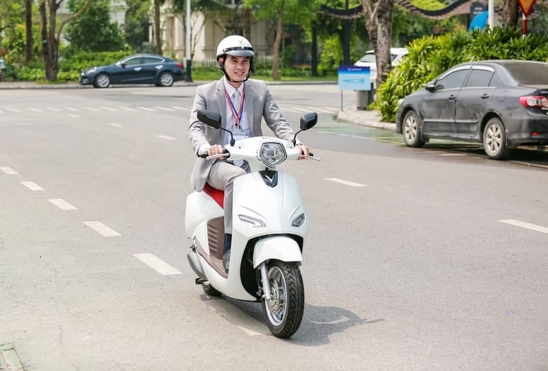 Minh họa động cơ Side Motor trên xe máy điện