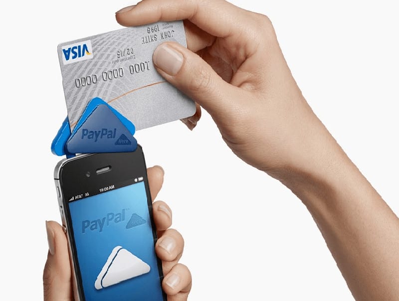 Mua sắm online đã trở thành xu thế, bao gồm cả bảo hiểm xe máy