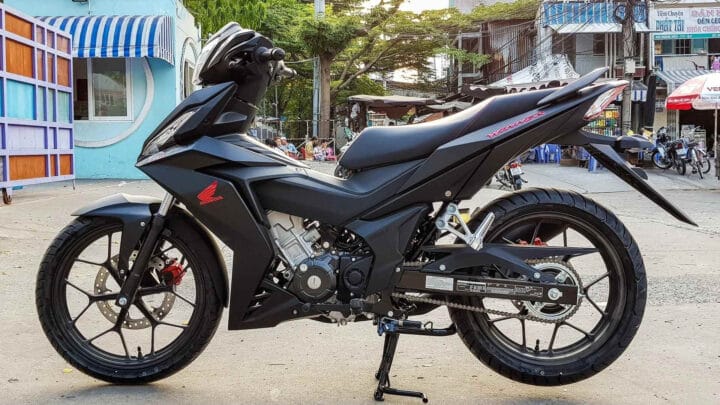 Ngoại hình thể thao mạnh mẽ của xe Honda Winner V1