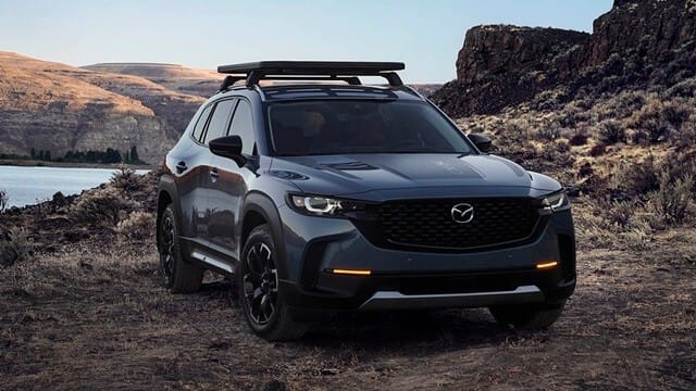 Ngoại thất mạnh mẽ của Mazda CX-50, chi tiết giá xe oto Mazda CX-50