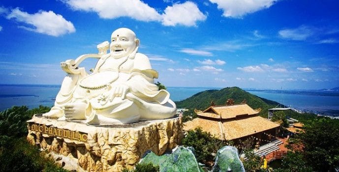 Nội thất sang trọng của dòng xe 16 chỗ đảm bảo sự thoải mái khi thuê xe bình dương đi vũng tàu
