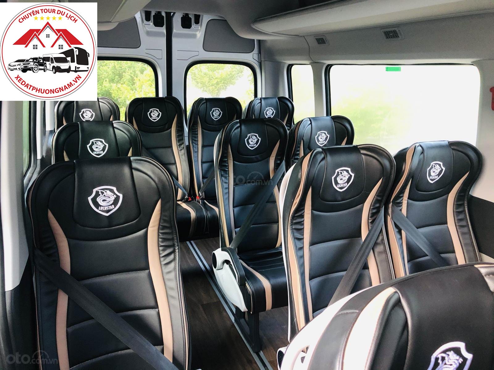 Nội thất sang trọng và rộng rãi của xe Hyundai Solati, hoàn hảo cho những chuyến đi dài 2 ngày 1 đêm