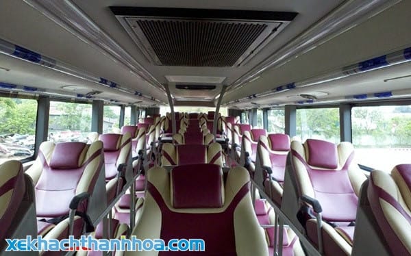 Nội thất tiện nghi của xe giường nằm Hoàng Phương Ngọc Lặc