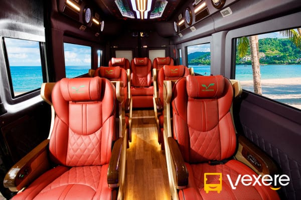 Nội thất xe limousine sang trọng