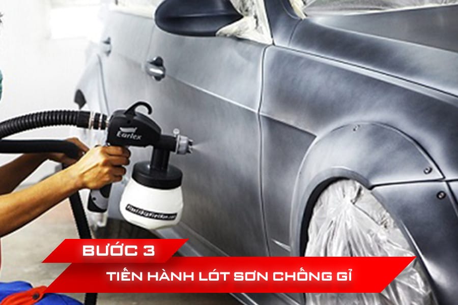Phun lớp sơn lót chống gỉ sét cho vỏ xe ô tô
