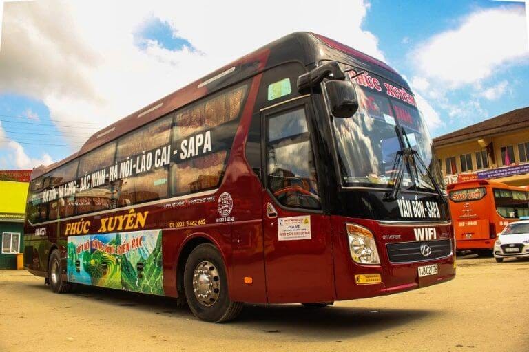 Tiện nghi đầy đủ trên xe Phúc Xuyên
