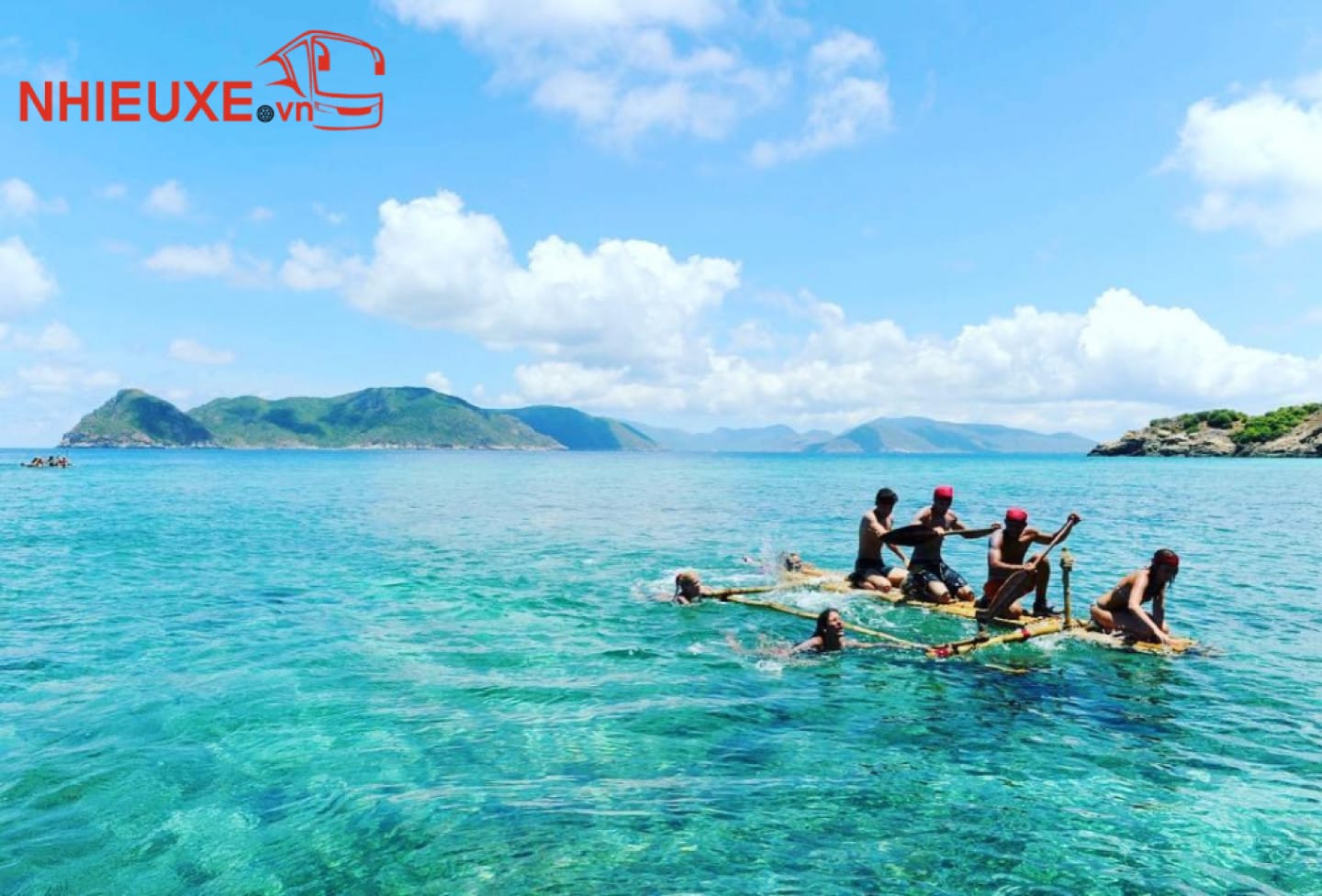 Toàn cảnh Côn Đảo với vẻ đẹp biển xanh cát trắng hoang sơ và huyền bí