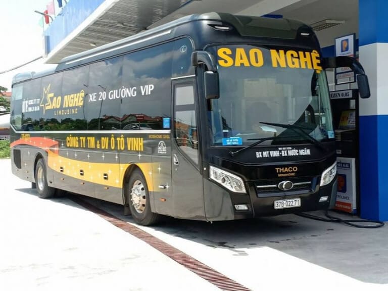 Tổng thể xe Hà Nội Nghệ An Sao Nghệ với dịch vụ Limousine
