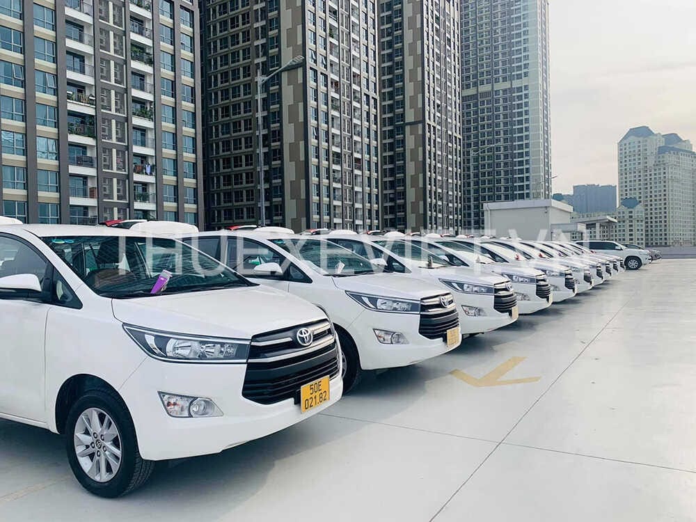 Ưu điểm của việc thuê xe 4, 7 chỗ có tài xế tại TP.HCM