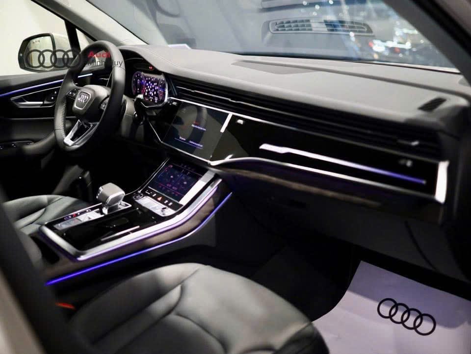 Xe Audi giá bao nhiêu - Audi Q7 2025