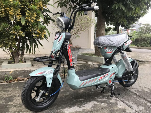 Xe đạp điện M133 Mini màu đỏ, lựa chọn lý tưởng khi mua xe đạp điện giá 7 triệu.