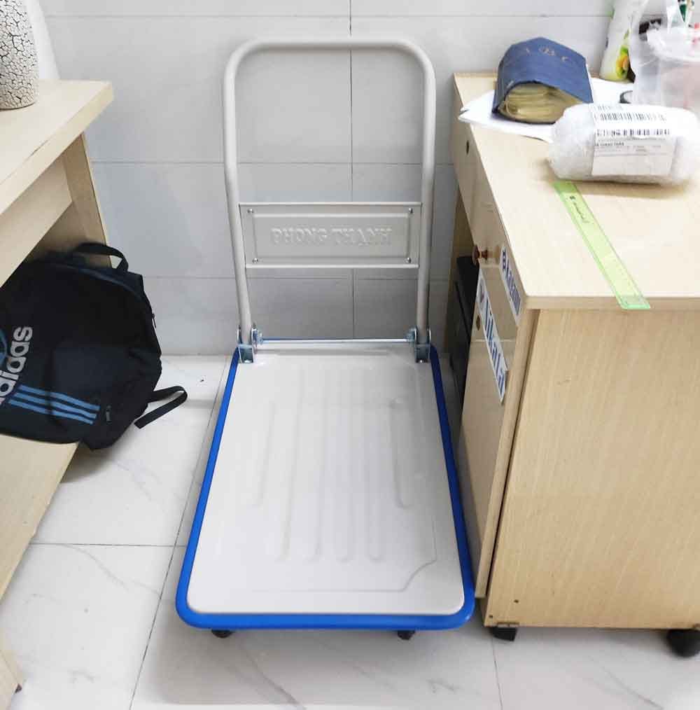 Xe đẩy cất giữ không mất nhiều diện tích