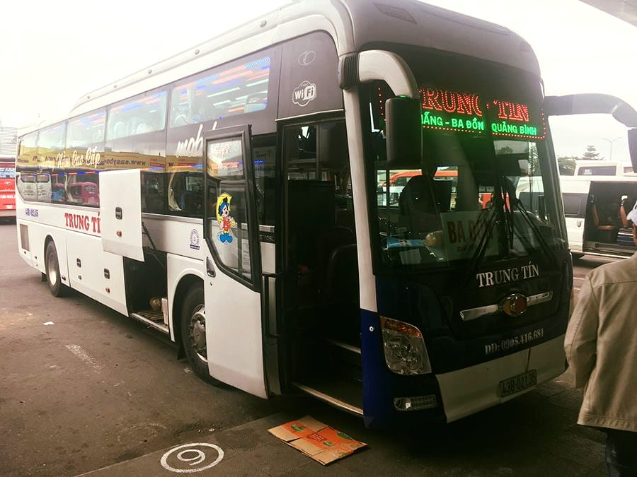 Xe khách Trung Tín phục vụ hành trình Quảng Bình Đà Nẵng