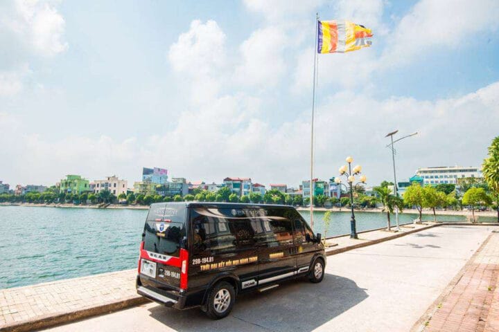 Xe limousine sang trọng của Thời Đại 4.0 trên tuyến Hà Nam Hà Nội