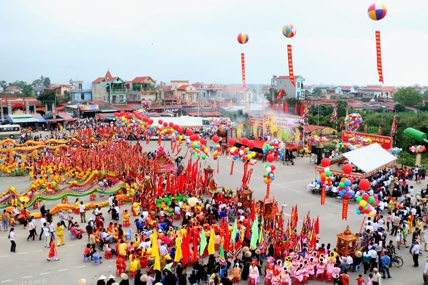 Bắt đầu hành trình khám phá Nam Định cùng Đại Duy bus nhé