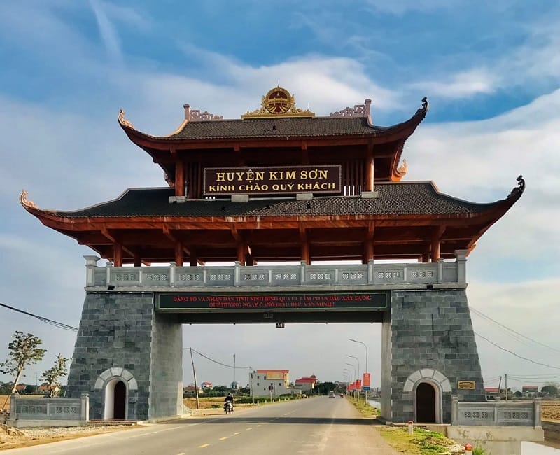 Di chuyển bằng xe bus Kim Sơn Ninh Bình mang lại sự an toàn và tiện lợi