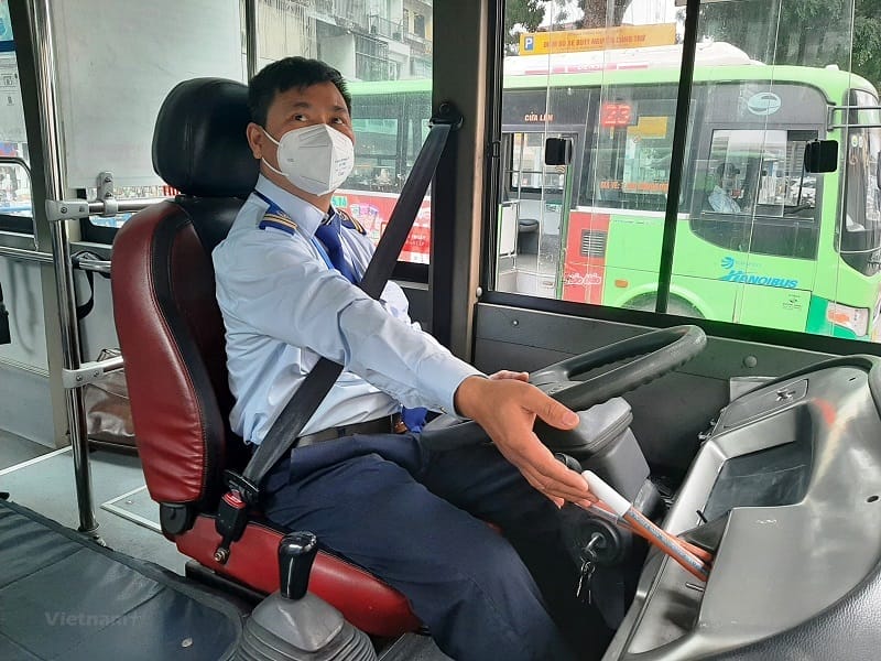 Các bác tài chạy tuyến xe buýt Quãng Ngãi Minh Long giàu kinh nghiệm chạy đèo