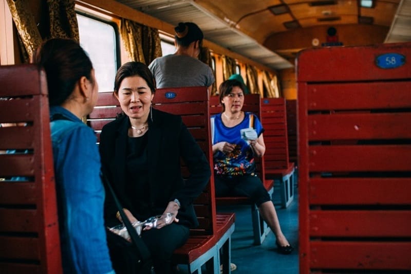 Cách đặt vé và những lưu ý khi đi tàu hỏa