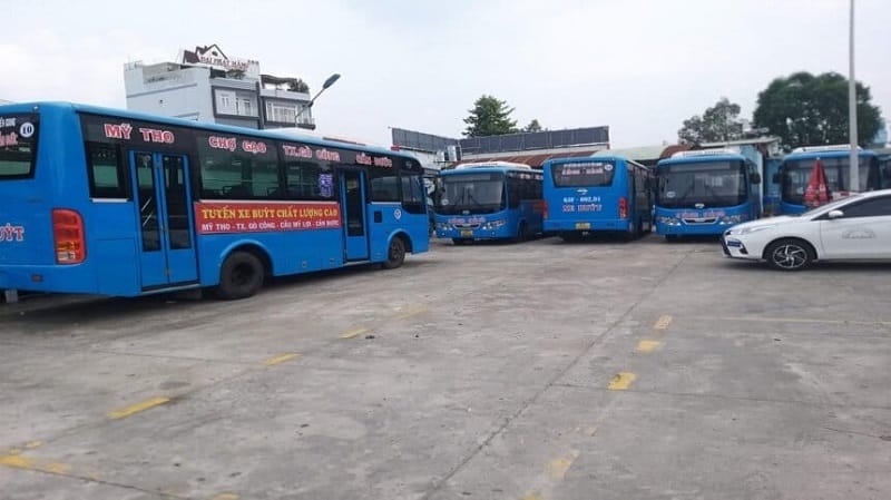 Lưu ý kiểm tra lịch xe buýt nếu di chuyển đến bến xe bằng xe buýt