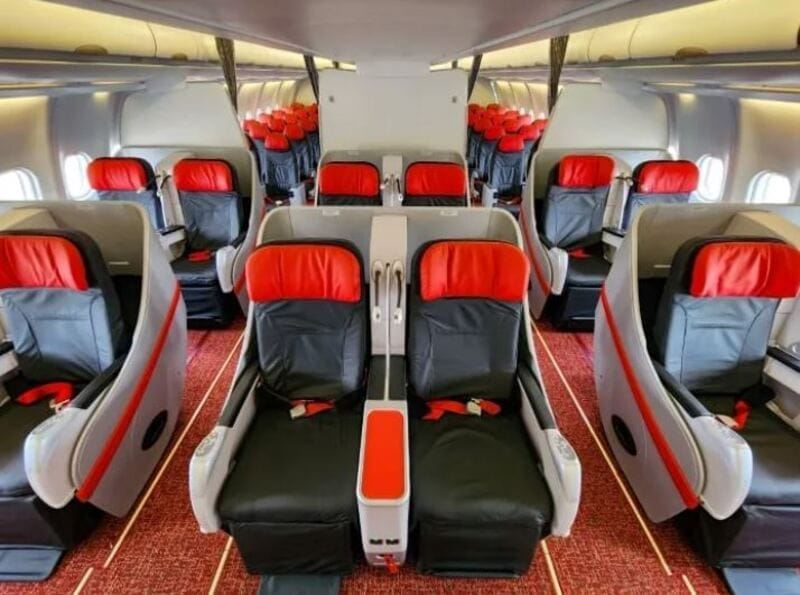 Vietjet là hãng hàng không nổi tiếng tại Việt Nam và khu vực Đông Nam Á với giá rẻ