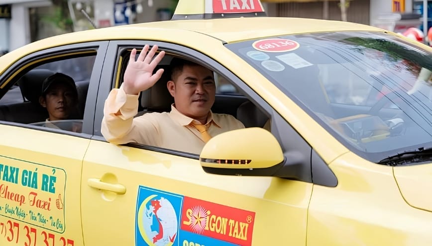 Nam Thắng - Taxi địa phương am hiểu địa hình