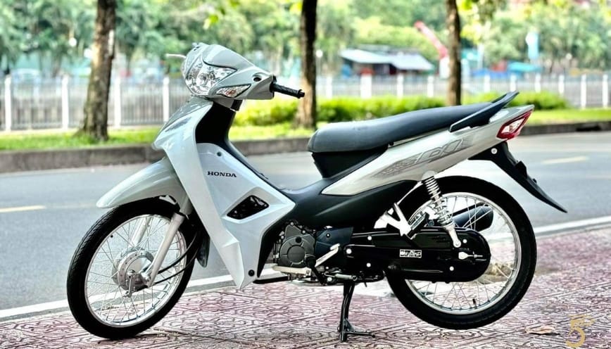 Wave Alpha 2023 nhiều lựa chọn màu