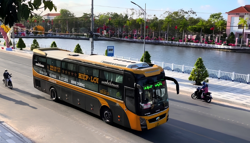 Giá vé, lịch chạy và cách đặt chỗ cho năm 2026