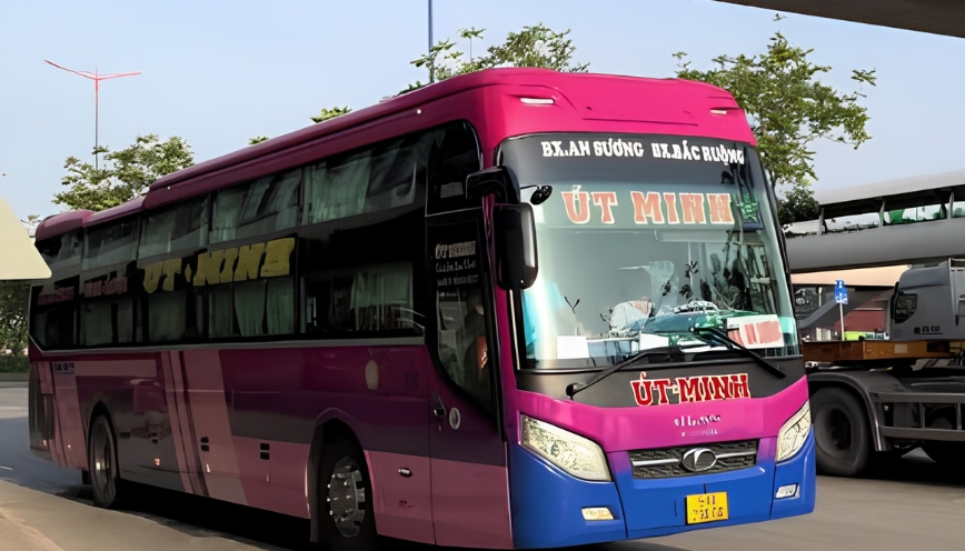 Dịch vụ vận chuyển hàng hóa Út Minh đi kèm